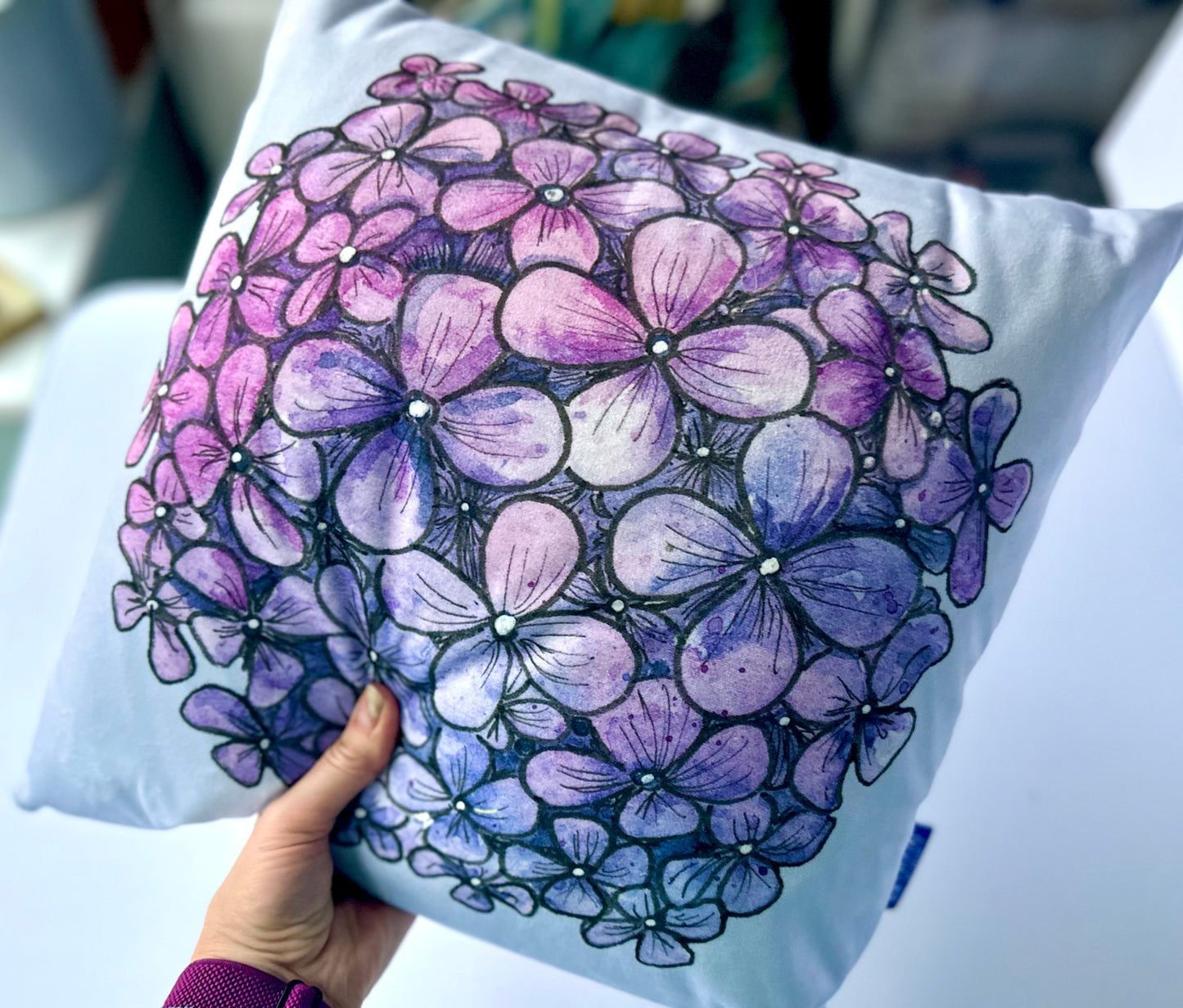 Hydrangea Cushion